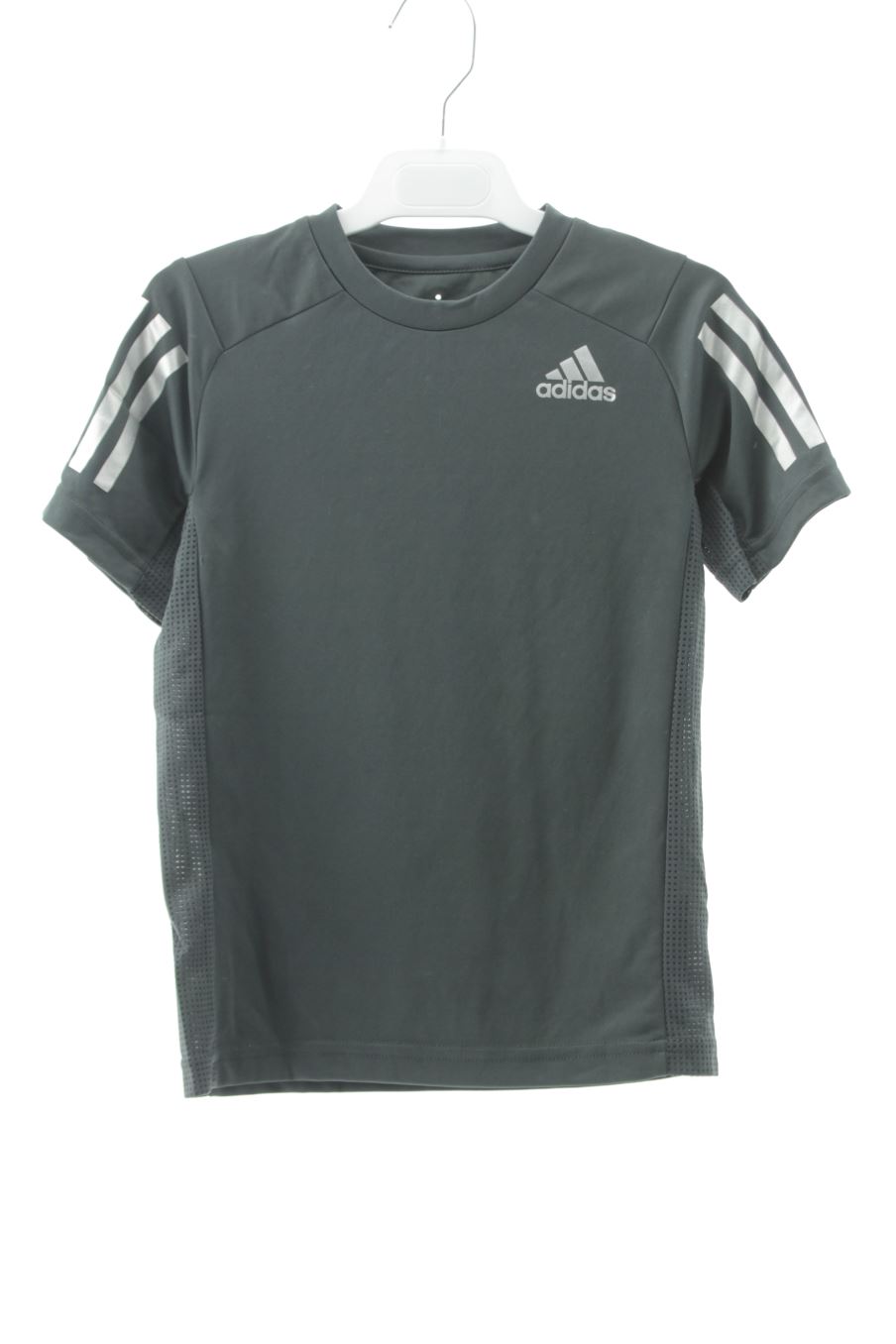Camiseta de Adidas de la talla 5 años de segunda mano