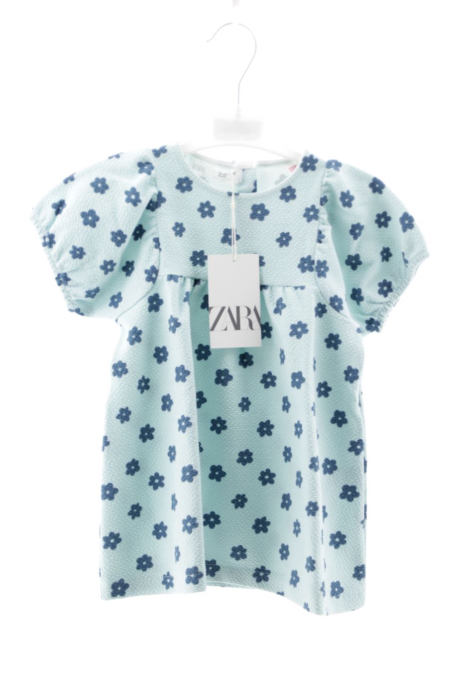 Vestido de Zara de la talla 18 meses con etiqueta