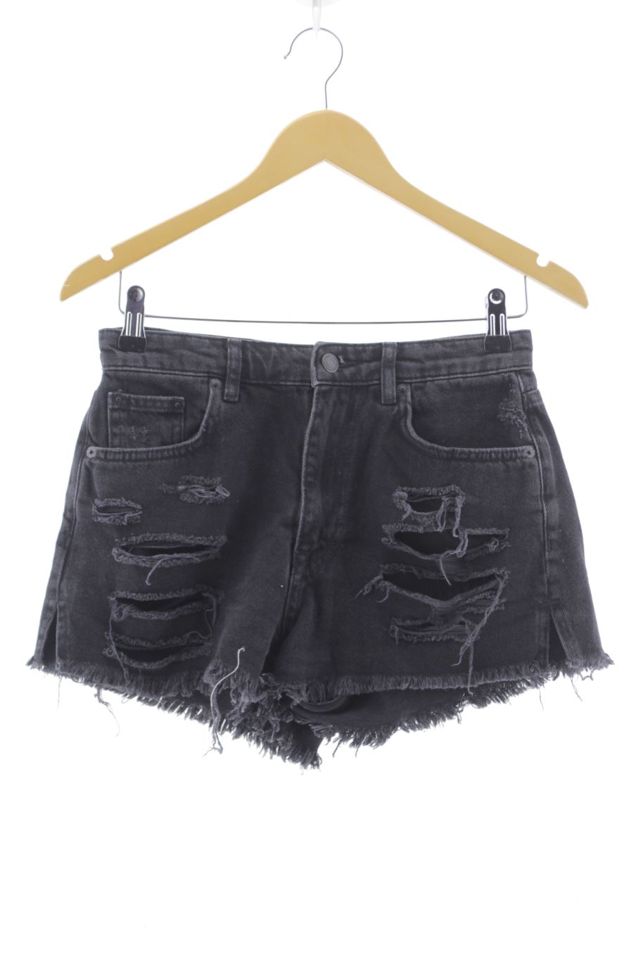 Pantalón corto de Pull & Bear de la talla 36, de color negro de ropa vaquera