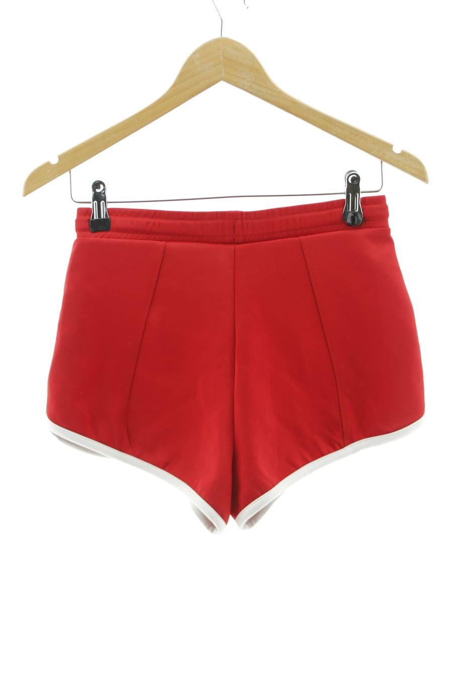 Pantalones cortos de deporte de Zara de la talla M, de color rojo