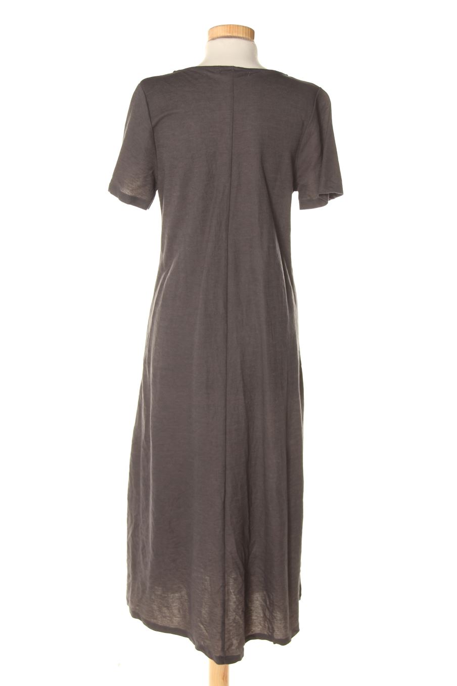 Robe casual Pull & Bear de la taille M, de couleur gris