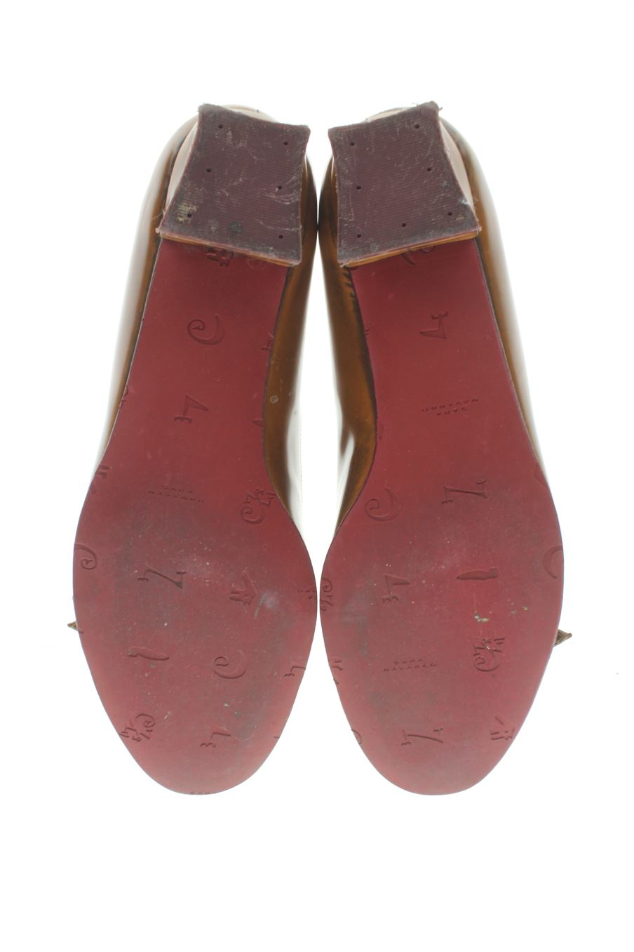 Zapatos planos de Sara Navarro de la talla 38, de color marrón de