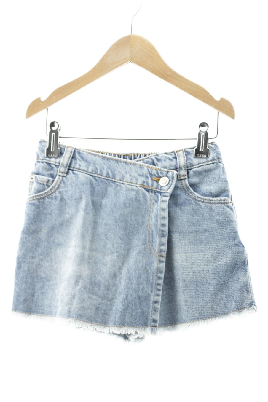 Short en jean Zara de la taille 6 ans de denim de seconde main