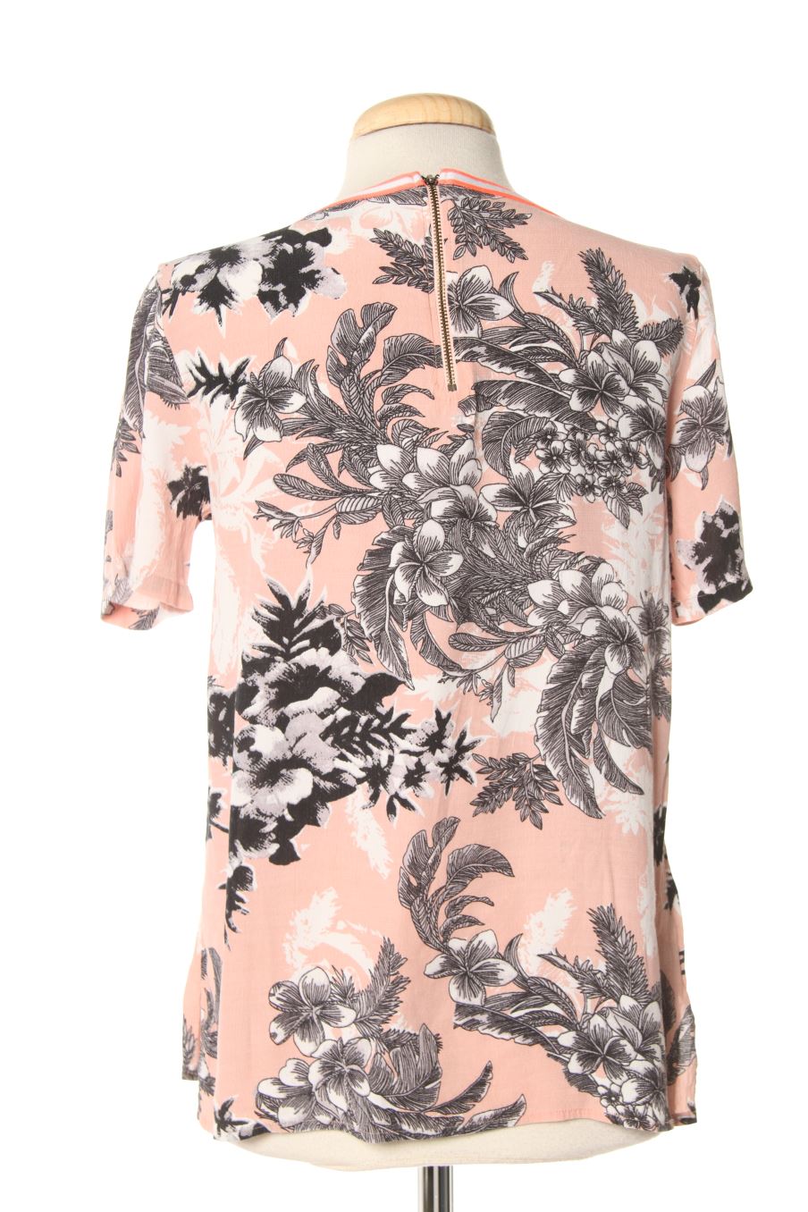 Blouse à manches courtes Vila de la taille S, de couleur fleurs