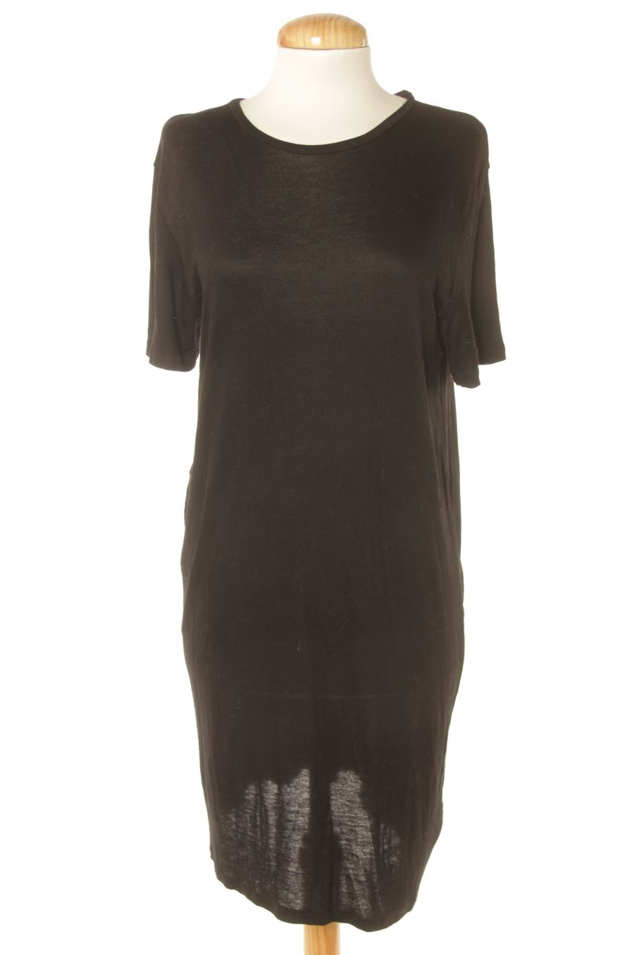 Robe casual H&M de la taille S, de couleur noir