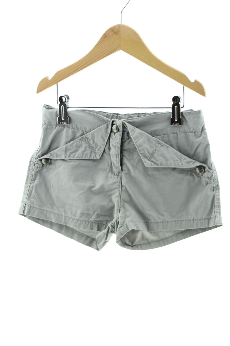 Short 3pommes de la taille 8 ans de seconde main