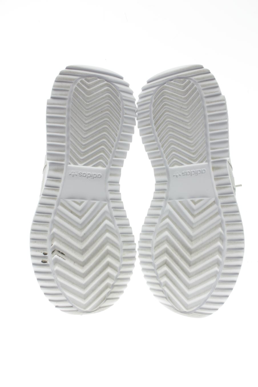 Deportivos de Adidas de la talla 35, de color blanco de