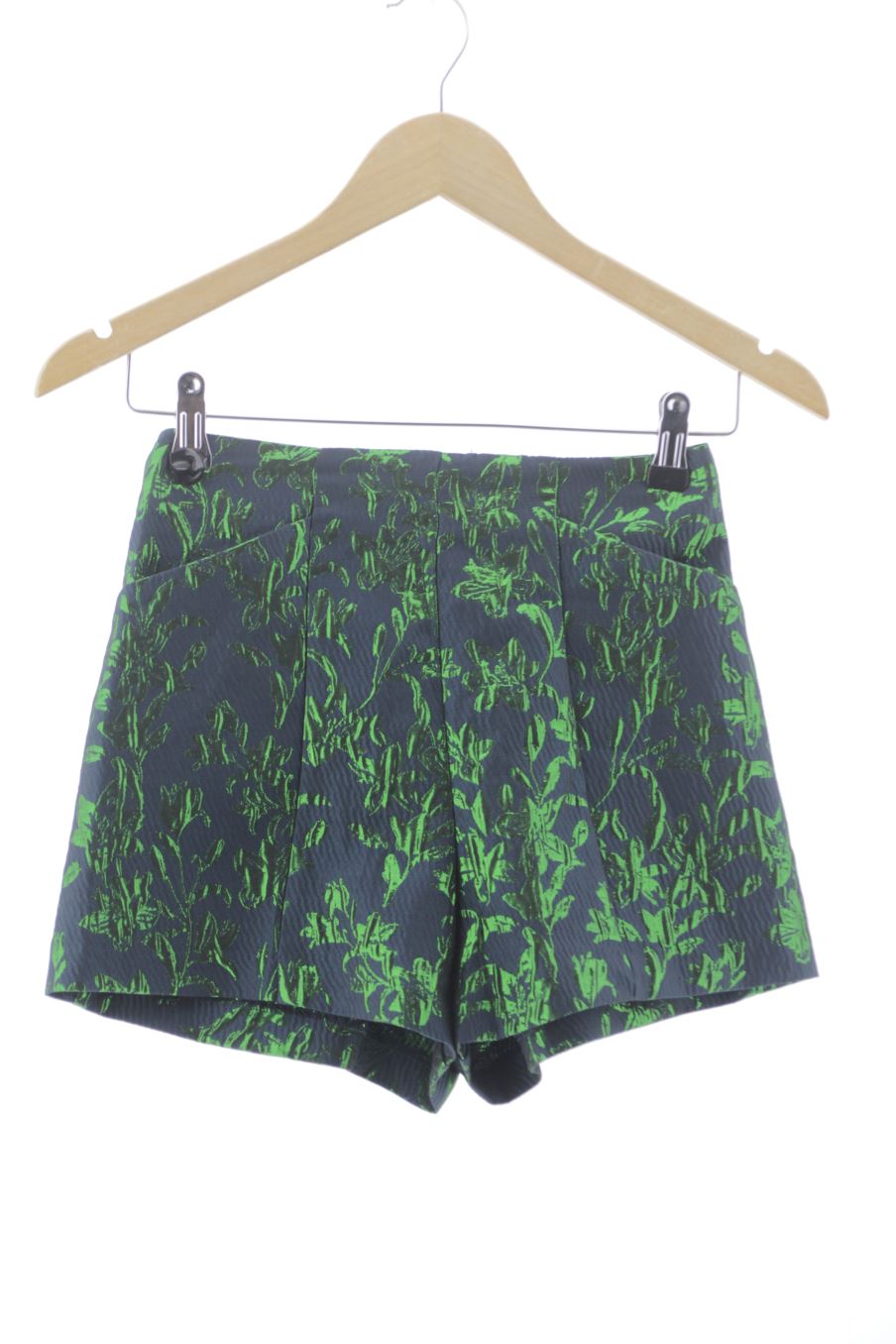Shorts H&M de la taille 32, de couleur vert
