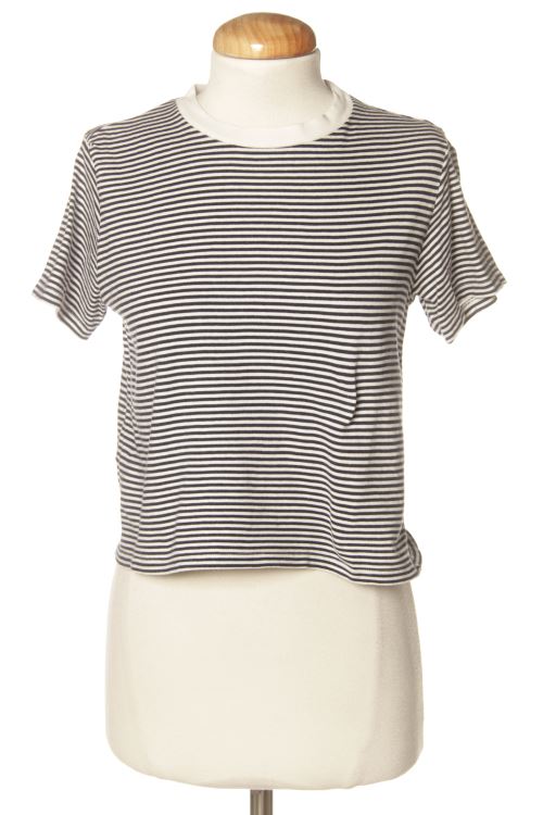 Aufwändiges Top