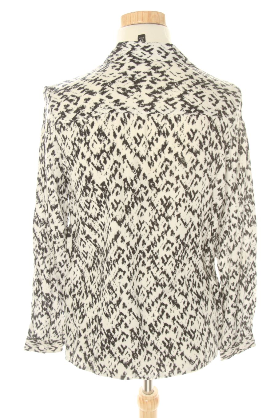 Chemise H&M de la taille 32, de couleur noir