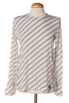 Blusa de manga larga S Sfera, foto 1 de 2