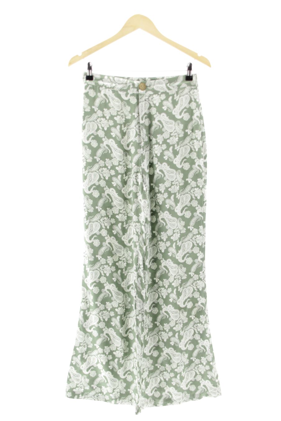 Pantalones de Stradivarius de la talla 36, de color verde