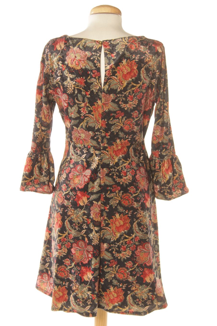 Robe Fórmula Joven de la taille 40, de couleur fleurs
