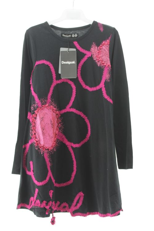 Aufwändiges Kleid