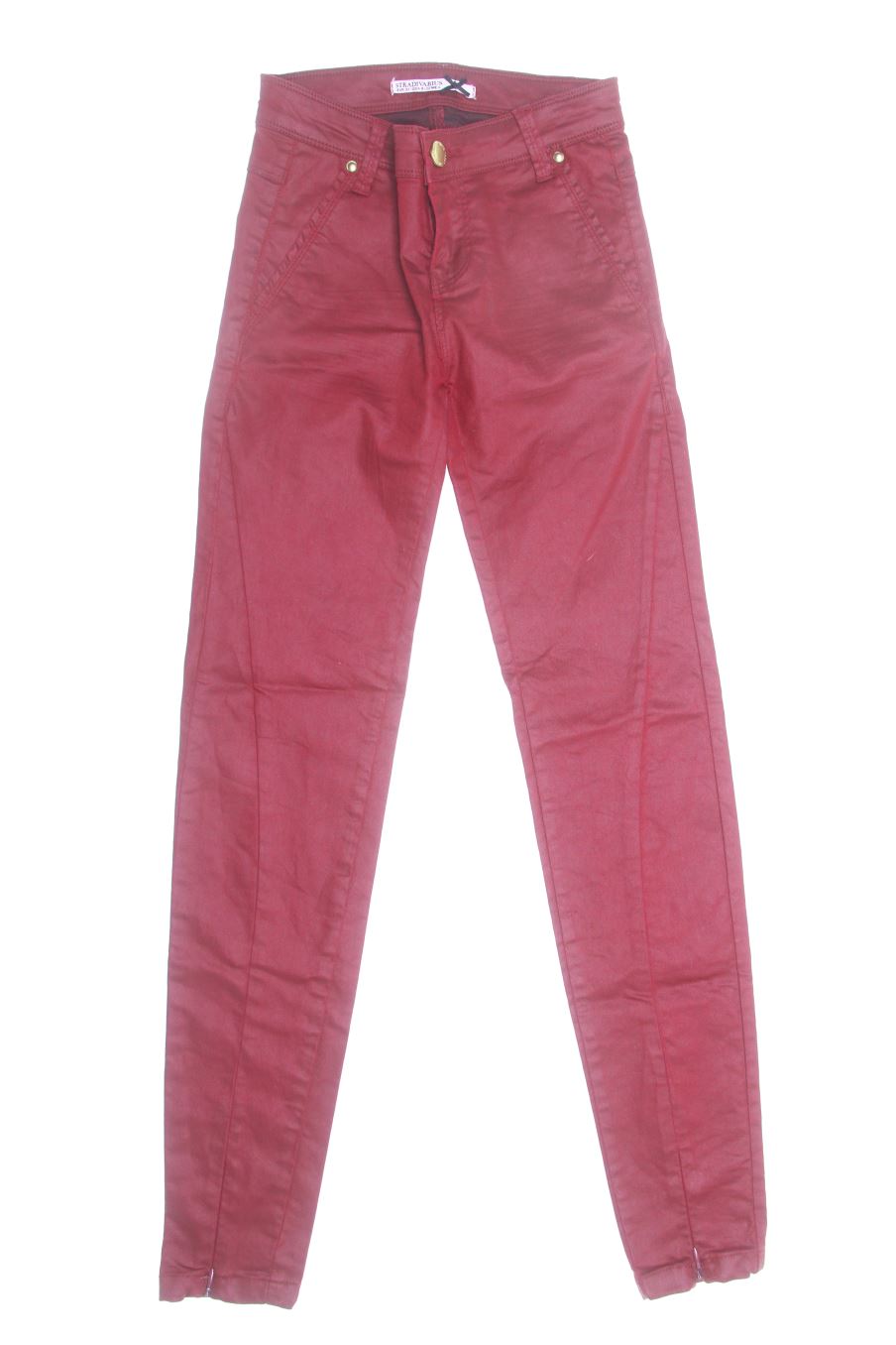 Vaqueros de Stradivarius de la talla 32, de color burdeos de ropa vaquera