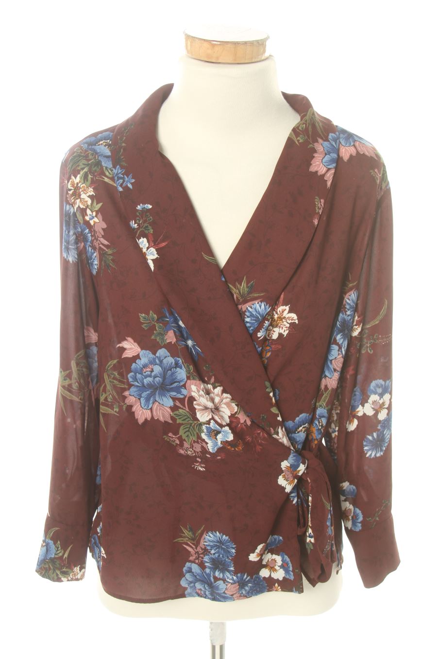 Blusa de manga larga de Zara de la talla S, de color flores