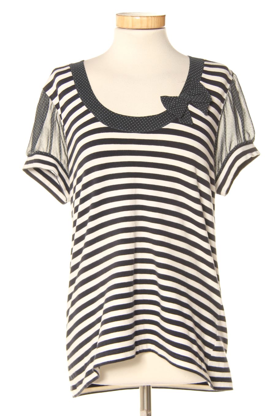 T-shirt Yera de la taille XL, de couleur rayures