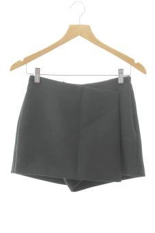 Shorts XS Zara, photo 1 sur 2