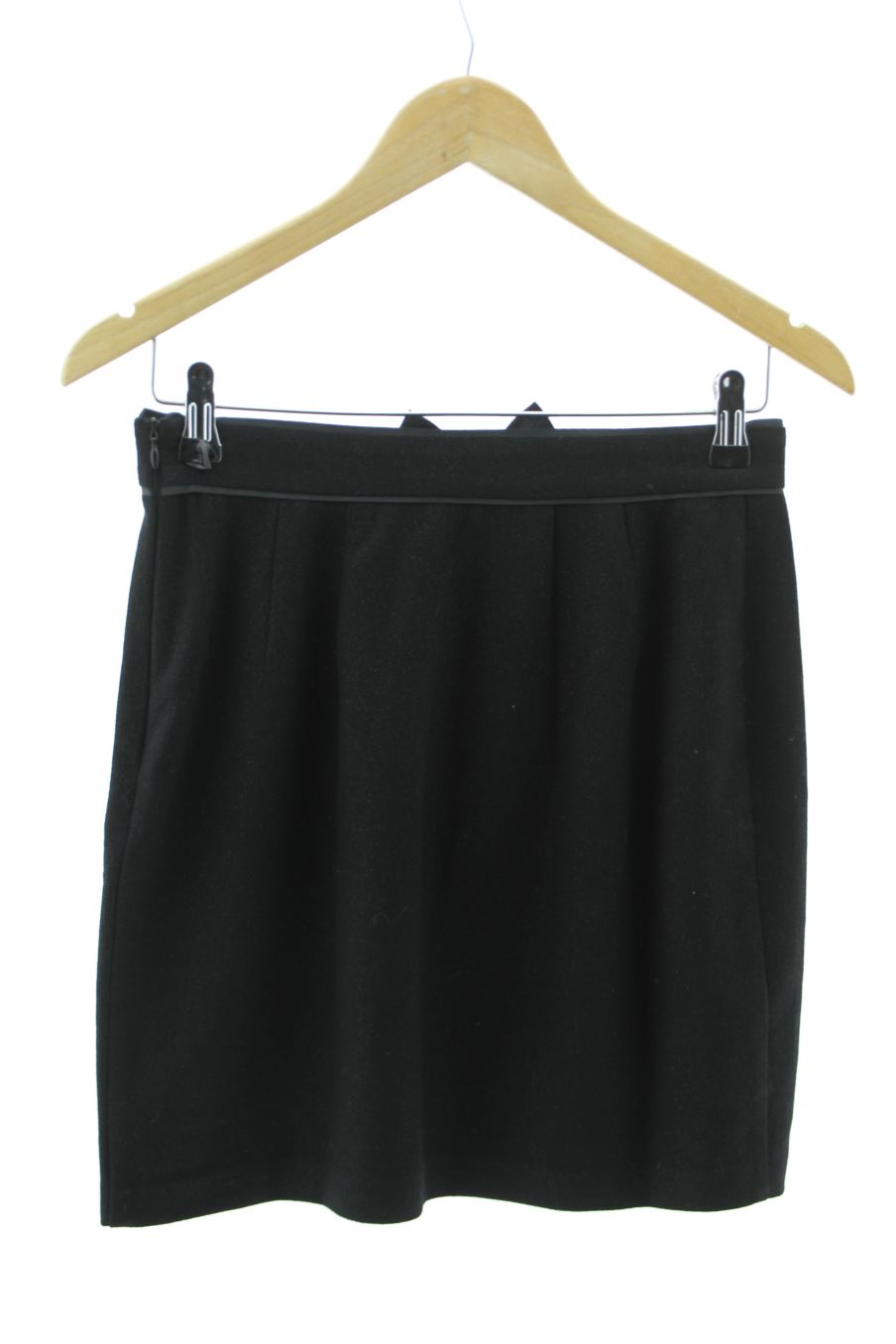 Falda de Promod de la talla 36, de color negro