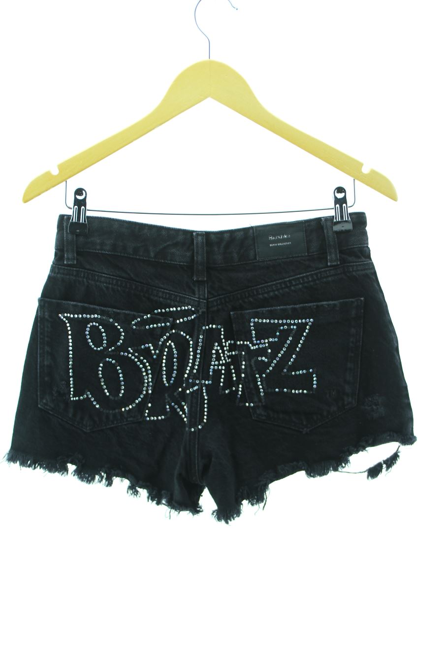 Shorts Bershka de la taille 36, de couleur noir de denim