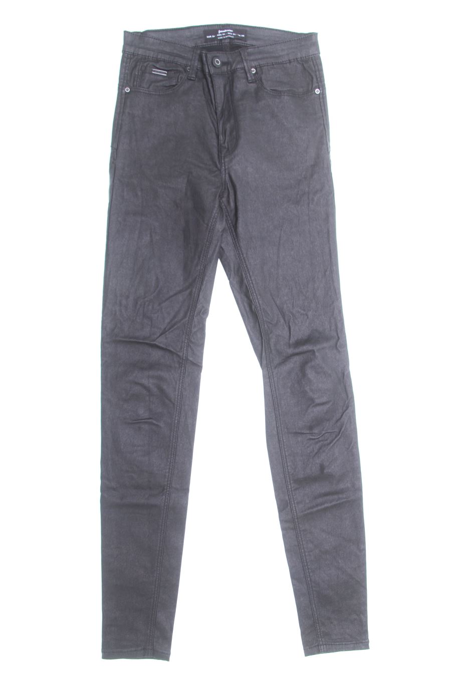 Vaqueros de Stradivarius de la talla 36, de color negro de ropa vaquera