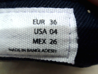 Jeans Trafaluc de la taille 36, de couleur bleu marine de denim