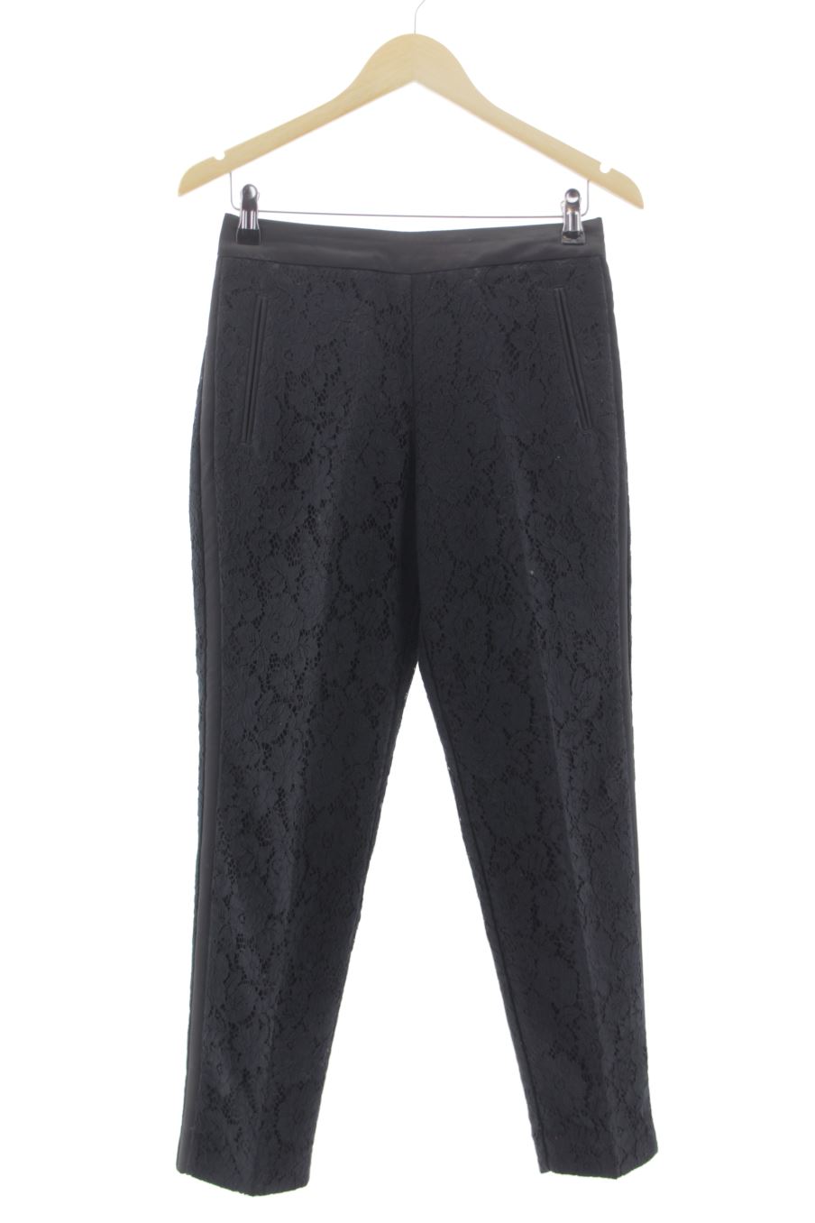 Pantalon Zara de la taille XS, de couleur noir