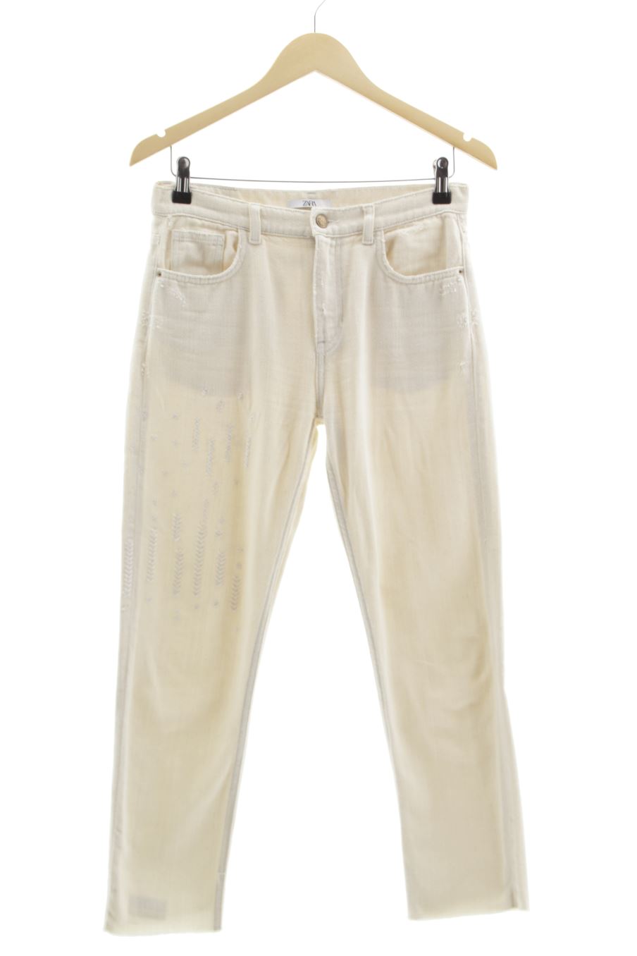 Vaquero de Zara de la talla 38, de color beige de ropa vaquera