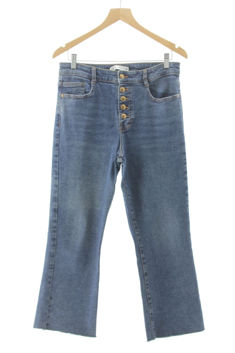 Jeans Zara de la taille 40, de couleur bleu