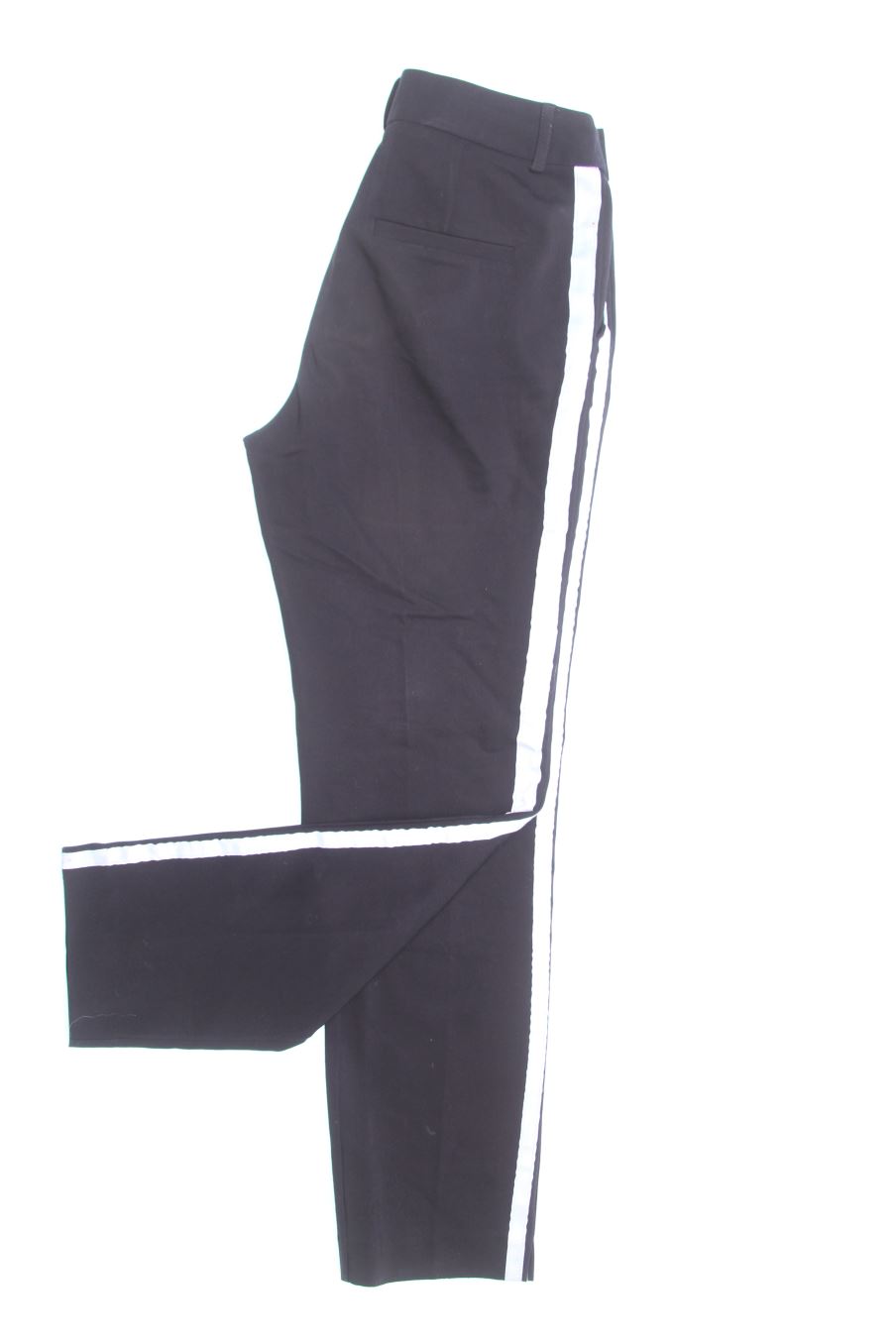 Pantalones de Stradivarius de la talla 36, de color negro