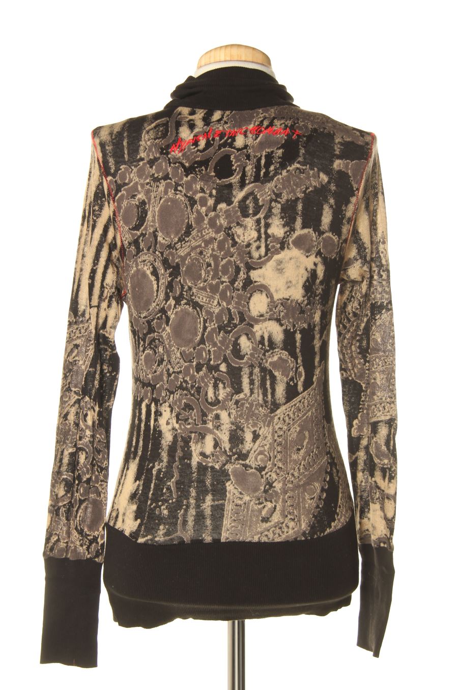 Pull Desigual de la taille S, de couleur imprimés