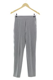 Pantaloni 34 Stradivarius, foto 1 di 2