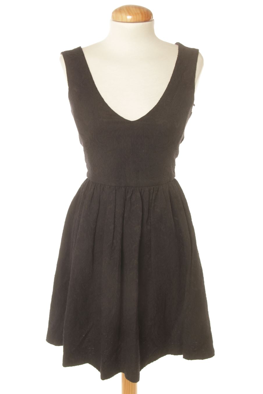 Robe casual Trafaluc de la taille S, de couleur noir