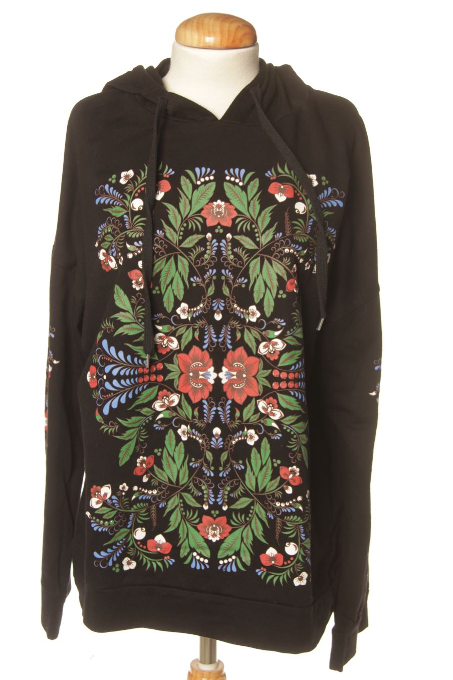 Sweat Trafaluc de la taille S, de couleur noir