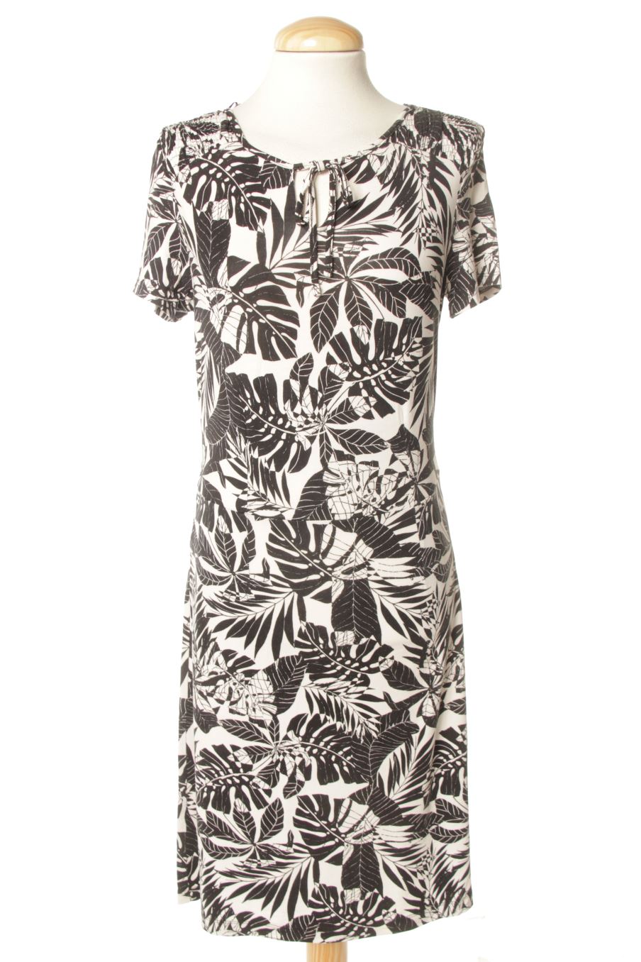 Einfaches Kleid von Tom tailor Größe 36, Farbe Geblümt, für