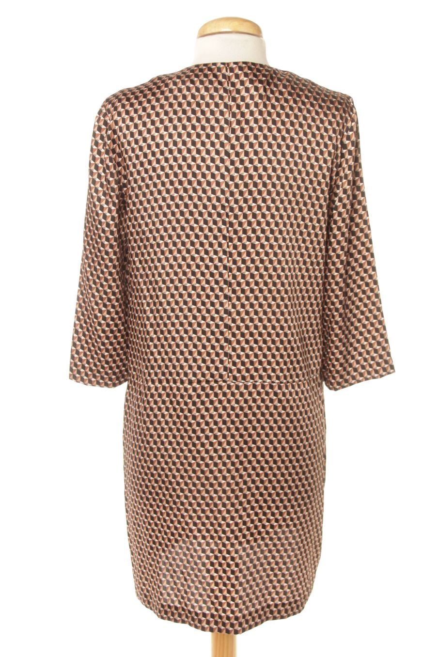 Robe casual Mango de la taille XS, de couleur imprimés