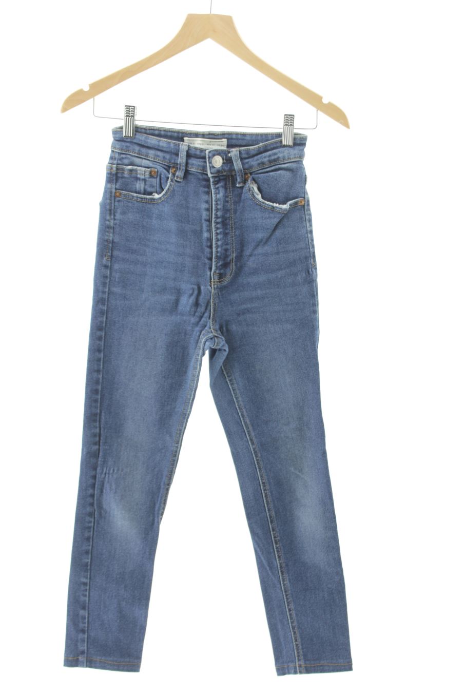 Jeans Stradivarius de la taille 34, de couleur bleu de denim