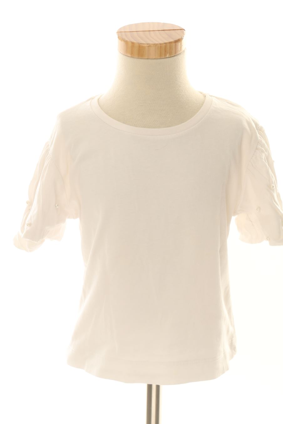 T-shirt Zara de la taille 6 ans de seconde main