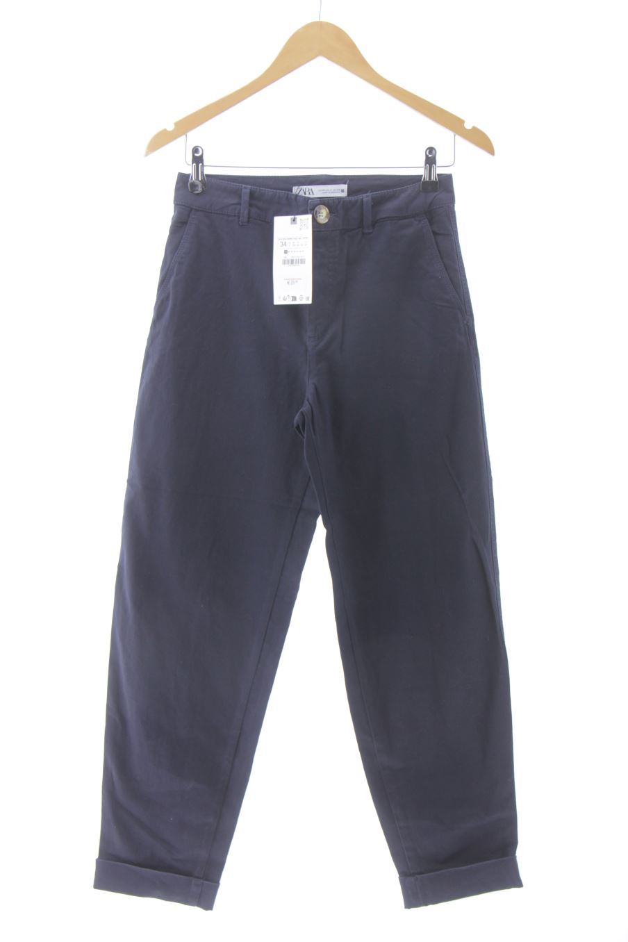 Pantalon Zara de la taille 34, de couleur bleu marine de denim