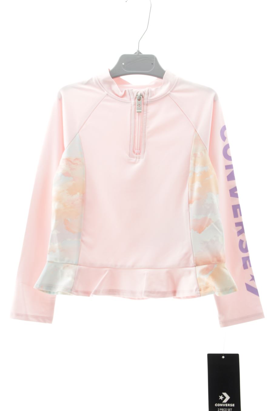 Maillot de bain Converse de la taille 6 ans avec une étiquette