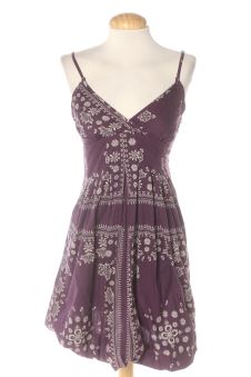 Vestido casual S Stradivarius, foto 1 de 2