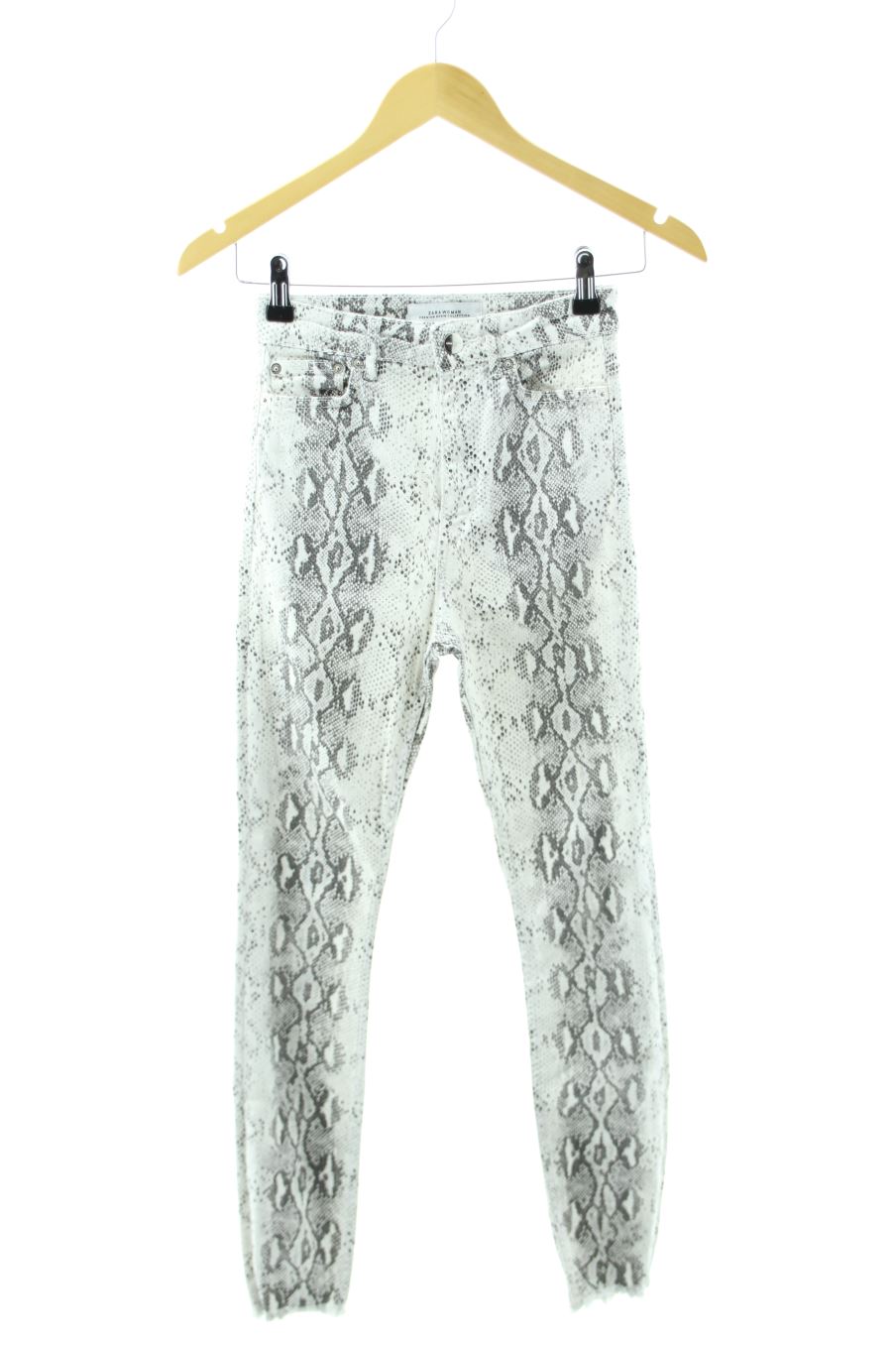 Vaqueros de Zara de la talla 34, de color animal print de ropa vaquera