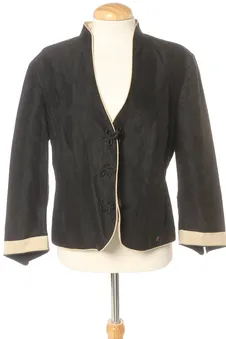 Blazer 46 Alba Conde, photo 1 sur 3