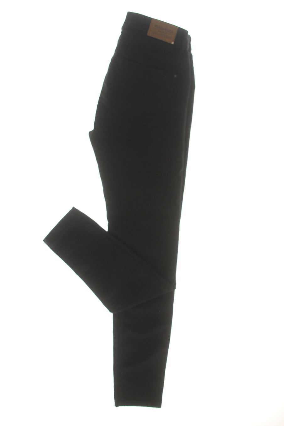 Jeans Pull & Bear de la taille 38, de couleur noir de denim