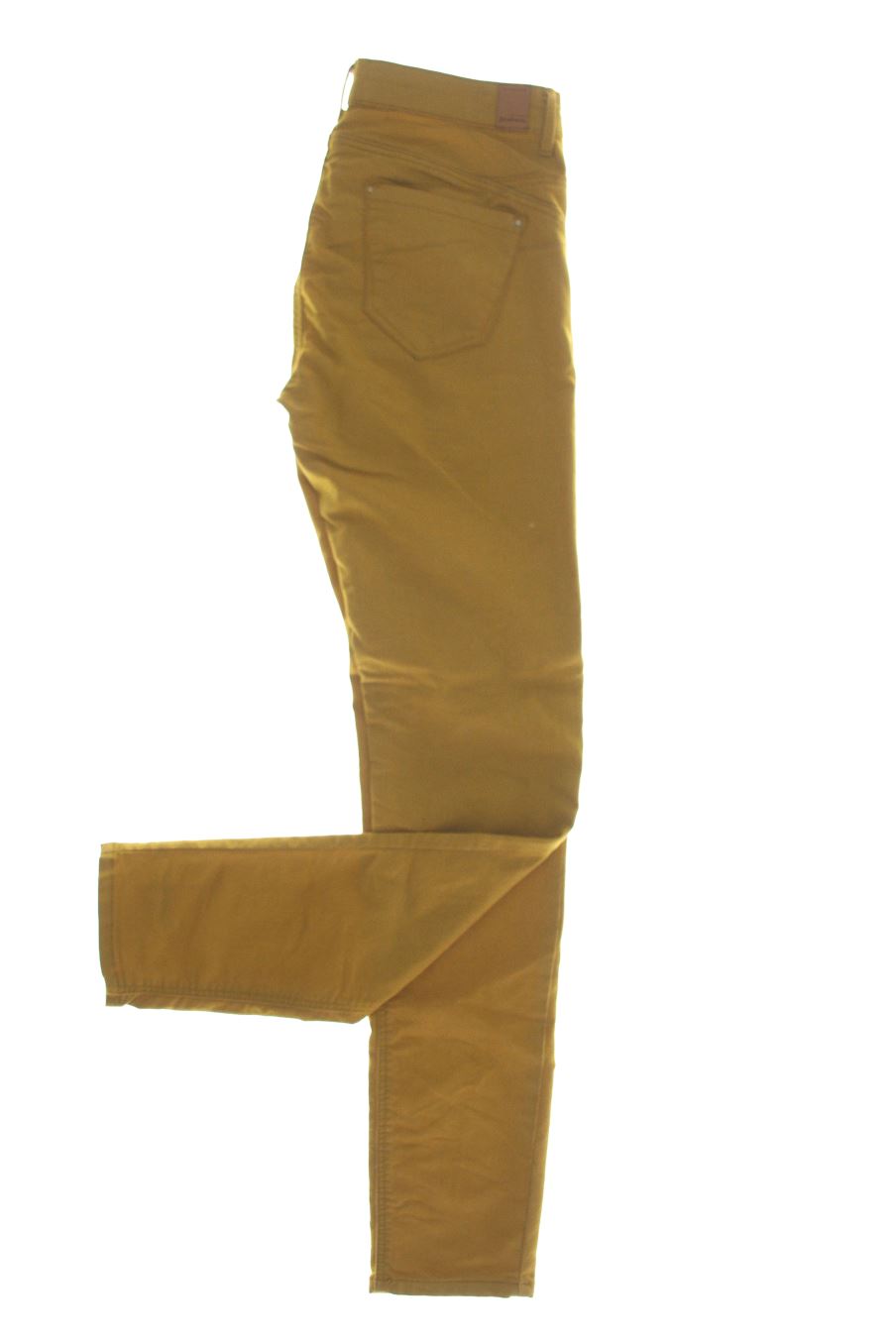 Vaquero de Stradivarius de la talla 38, de color mostaza de ropa vaquera