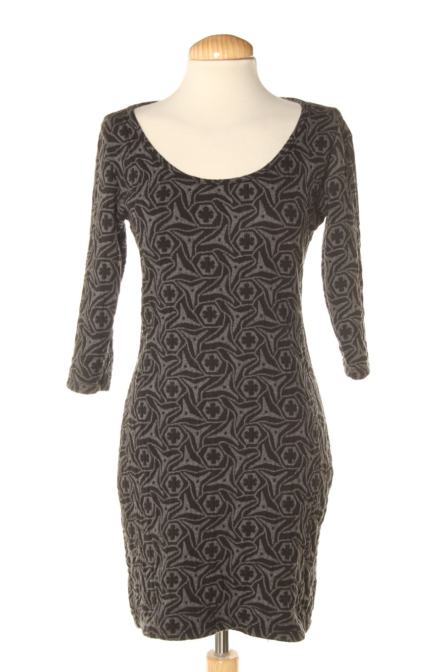 Robe casual Fórmula Joven de la taille 40, de couleur noir