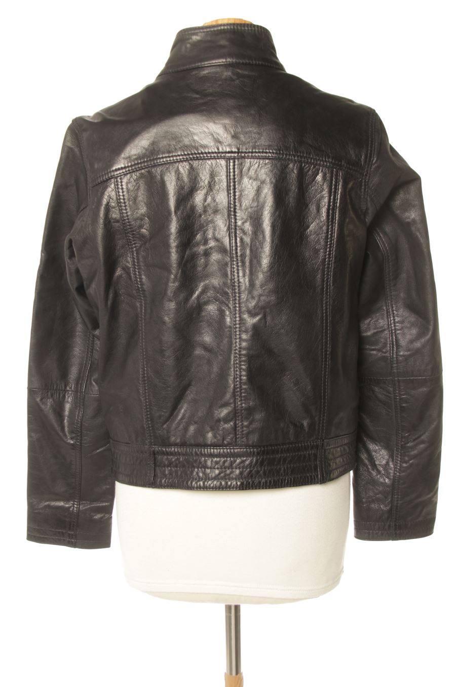 Blouson Levi's de la taille M, de couleur noir de cuir et daim