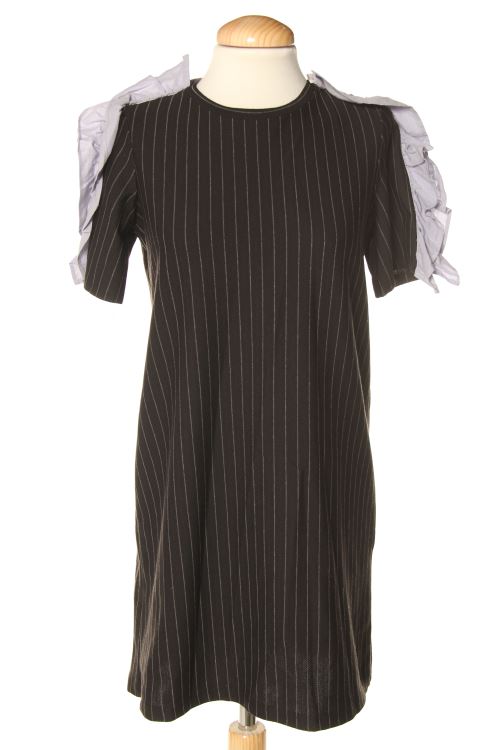 Einfaches Kleid