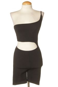 Tuta XS Bershka, foto 1 di 2