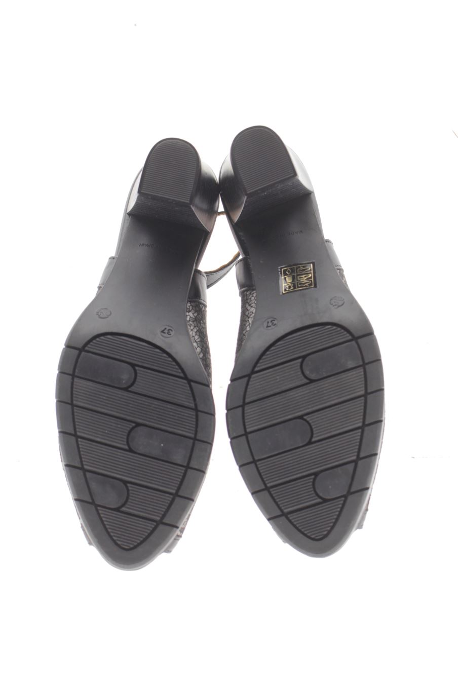 Sandalias tacon de PUCHE de la talla 37, de color negro de